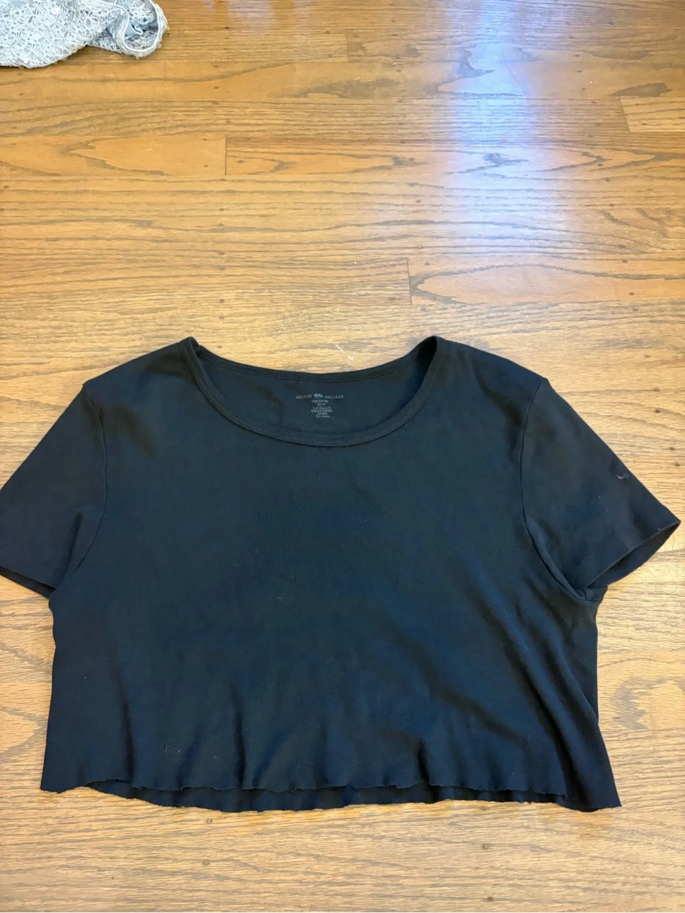 Brandy Melville Black Cropped Crew Tee
